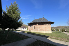Mănăstirea Cârlomănești 29