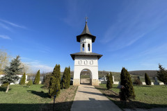 Mănăstirea Cârlomănești 38