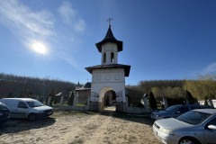 Mănăstirea Cârlomănești 40