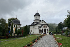 Mănăstirea Cârţişoara 07