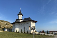 Mănăstirea Cheile Turzii 02