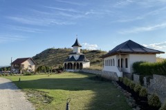 Mănăstirea Cheile Turzii 03