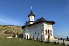 Mănăstirea Cheile Turzii 04