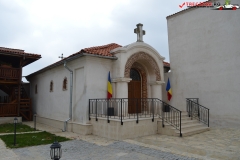 Mănăstirea Comana 39