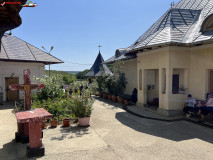 Mănăstirea Cozancea 15