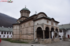 Manastirea Cozia 13