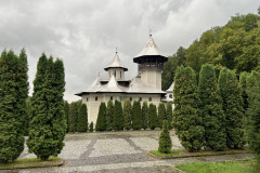 Mănăstirea Crișan 04