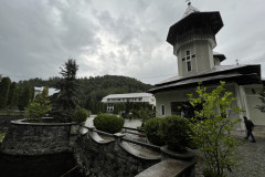 Mănăstirea Crișan 24