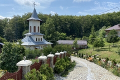 Mănăstirea Dălhăuţi 23