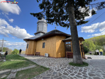 Mănăstirea Dălhăuți aprilie 2024 05