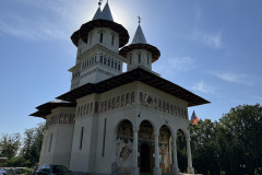 Mănăstirea Dealu Mare 19