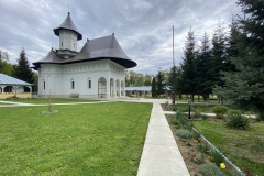 Mănăstirea Eroii Neamului Guranda 11