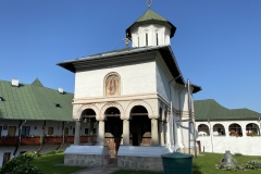 Mănăstirea Govora 33