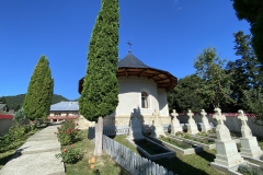 Mănăstirea Horăicioara 32