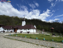 Mănăstirea Ianculești aprilie 2024 02