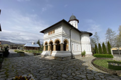Mănăstirea Icoana 24