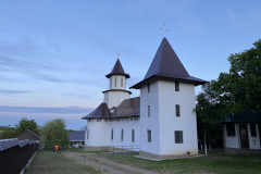 Manastirea Inaltarea Sfintei Cruci Topolog 45