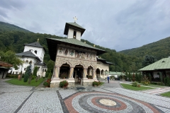 Mănăstirea Lainici 05