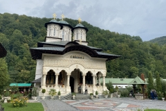 Mănăstirea Lainici 08