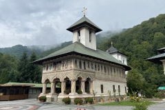 Mănăstirea Lainici 39