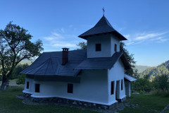 Mănăstirea Locurele 18