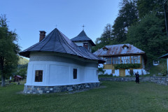 Mănăstirea Locurele 31