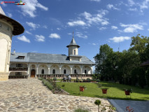 Mânăstirea Măgura Ocnei mai 2024 14