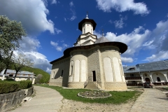Mănăstirea Măgura Ocnei 08