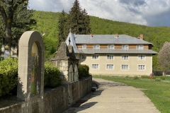 Mănăstirea Măgura Ocnei 09