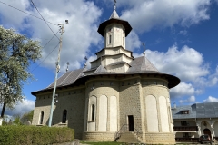 Mănăstirea Măgura Ocnei 38