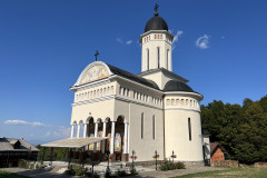 Mănăstirea Măriuş 32