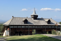 Mănăstirea Măriuş 34
