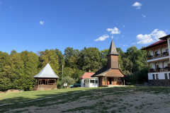 Mănăstirea Măriuş 35