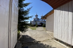 Mănăstirea Mestecăniș 04