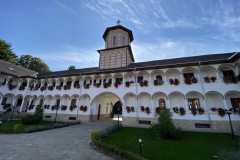 Mănăstirea Mihai Vodă 12