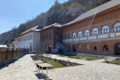 Mănăstirea Nămăiești 19