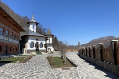 Mănăstirea Nămăiești 21