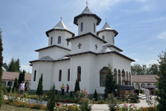 Mănăstirea „Naşterea Maicii Domnului“ de la Făget-Boholţ 10