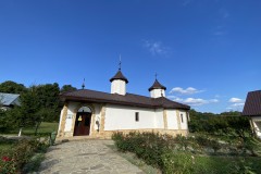 Mănăstirea Nașterea Sfântului Ioan Botezătorul Ivanesti 37