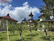 Mănăstirea Nechit aprilie 2024 12