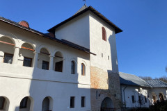 Mănăstirea Nucet 07