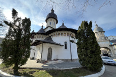 Manastirea ortodoxă pe stil vechi - Sf. Treime Galați 29