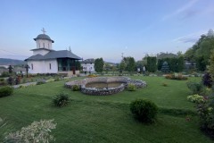 Mănăstirea Ostrov 13