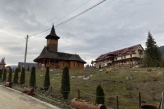 Mănăstirea Paltin Petru Vodă 02