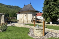 Mănăstirea Pângărați 55