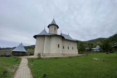 Mănăstirea Peştera 37