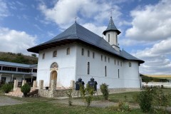 Mănăstirea Plopana 33