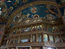 Mănăstirea Plopana aprilie 2024 03