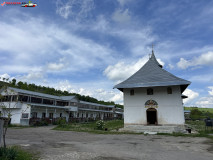 Mănăstirea Plopana aprilie 2024 08