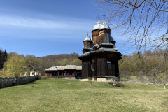 Mănăstirea Poiana Mărului 06